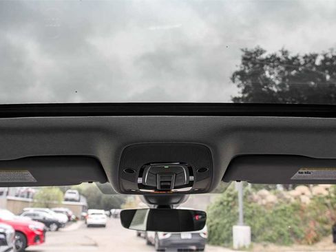 Used 2023 Audi A4 2.0T Premium w/ Convenience Package image 12