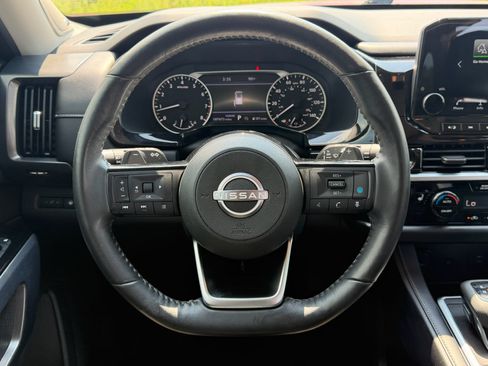 Used 2022 Nissan Pathfinder SL w/ SL Premium Package FWD image 13