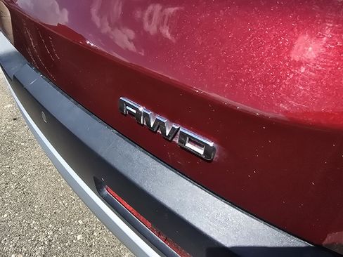 Used 2018 GMC Acadia SLT AWD/4WD image 21