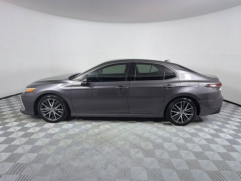 Used 2023 Toyota Camry XLE w/ Navigation Package FWD image 8