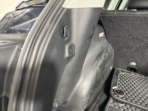 Used 2018 Jeep Compass Latitude w/ Popular Equipment Group image 34