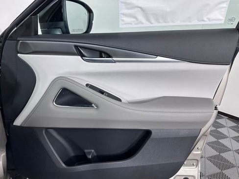 New 2026 INFINITI QX60 Luxe image 29