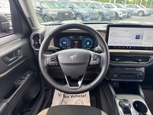Used 2025 Ford Bronco Sport Big Bend w/ Convenience Package AWD/4WD image 17