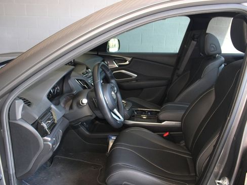 Certified 2025 Acura RDX SH-AWD image 10