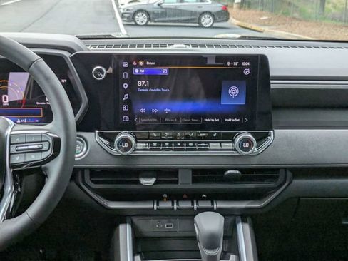 Used 2026 Chevrolet Colorado Trail Boss AWD/4WD image 18