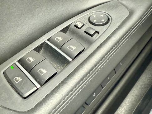 Used 2012 BMW 750Li image 31