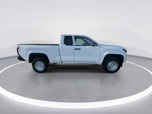 Used 2024 Toyota Tacoma SR image 9