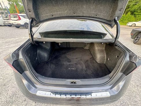 Used 2022 Nissan Altima 2.5 SV AWD/4WD image 12