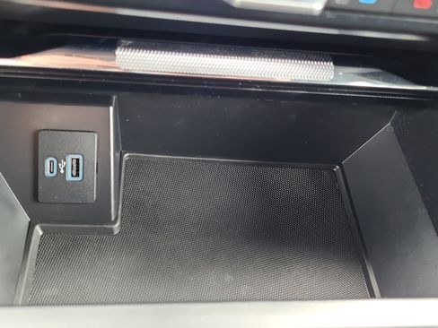 Certified 2022 Ford F150 Lariat AWD/4WD image 27