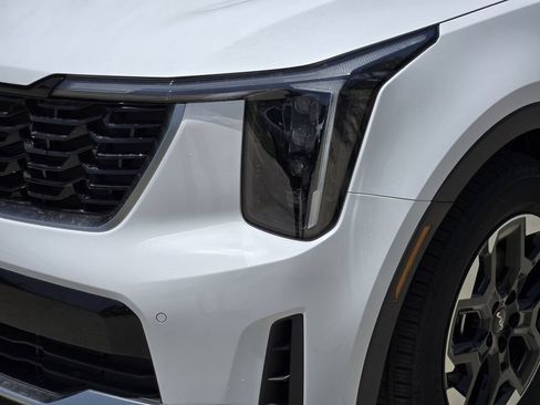 New 2026 Kia Sorento S w/ S Panoramic Sunroof Package FWD image 6