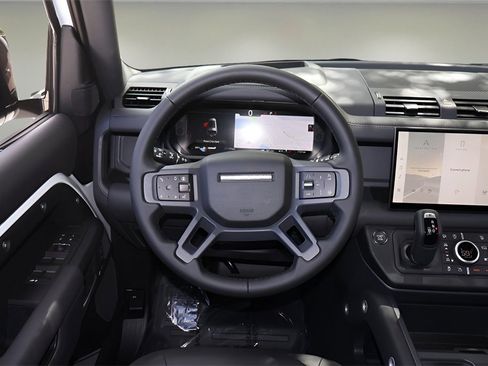 New 2025 Land Rover Defender 130 S image 13