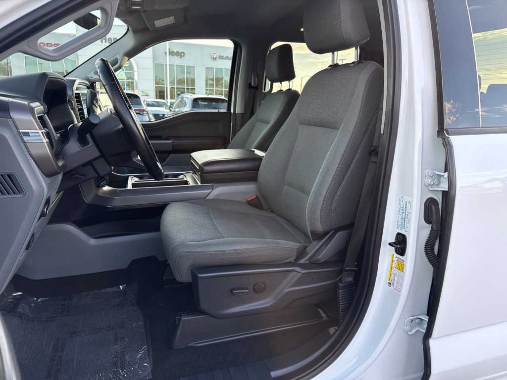 Used 2025 Ford F150 XLT w/ Equipment Group 301A Standard AWD/4WD image 24