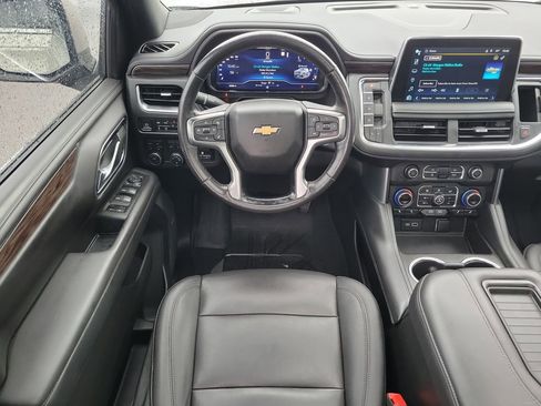 Used 2022 Chevrolet Tahoe LT w/ Luxury Package AWD/4WD image 15