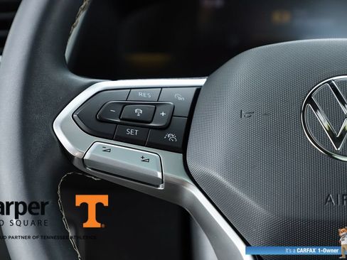 Used 2023 Volkswagen Tiguan SE R-Line FWD image 59