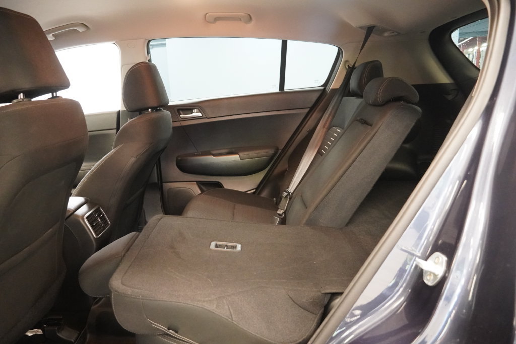 Used 2020 Kia Sportage LX w/ LX Popular Package FWD image 26