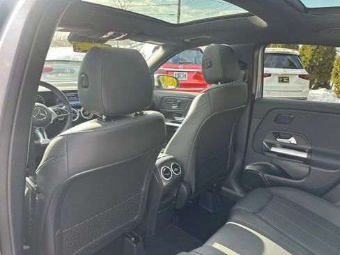 Used 2026 Mercedes-Benz GLA 250 4MATIC image 17