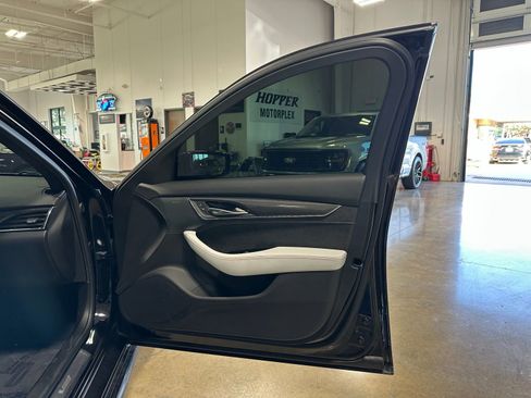 Used 2024 Cadillac CT5 V Blackwing w/ Driver Assist Package image 39