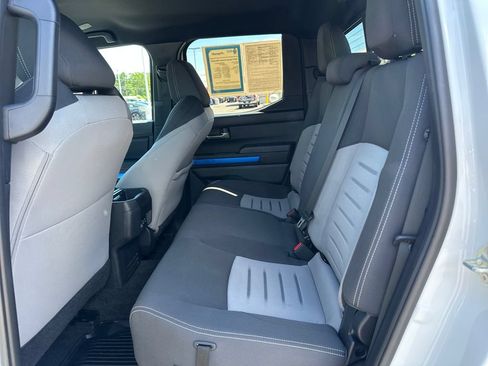 Used 2024 Toyota Tacoma TRD Sport w/ TRD Sport Upgrade Package AWD/4WD image 17