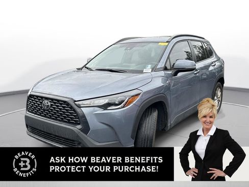 Used 2022 Toyota Corolla Cross LE image 1