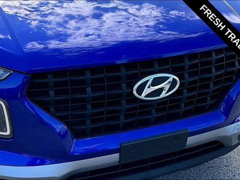 Used 2023 Hyundai Venue SE FWD image 31