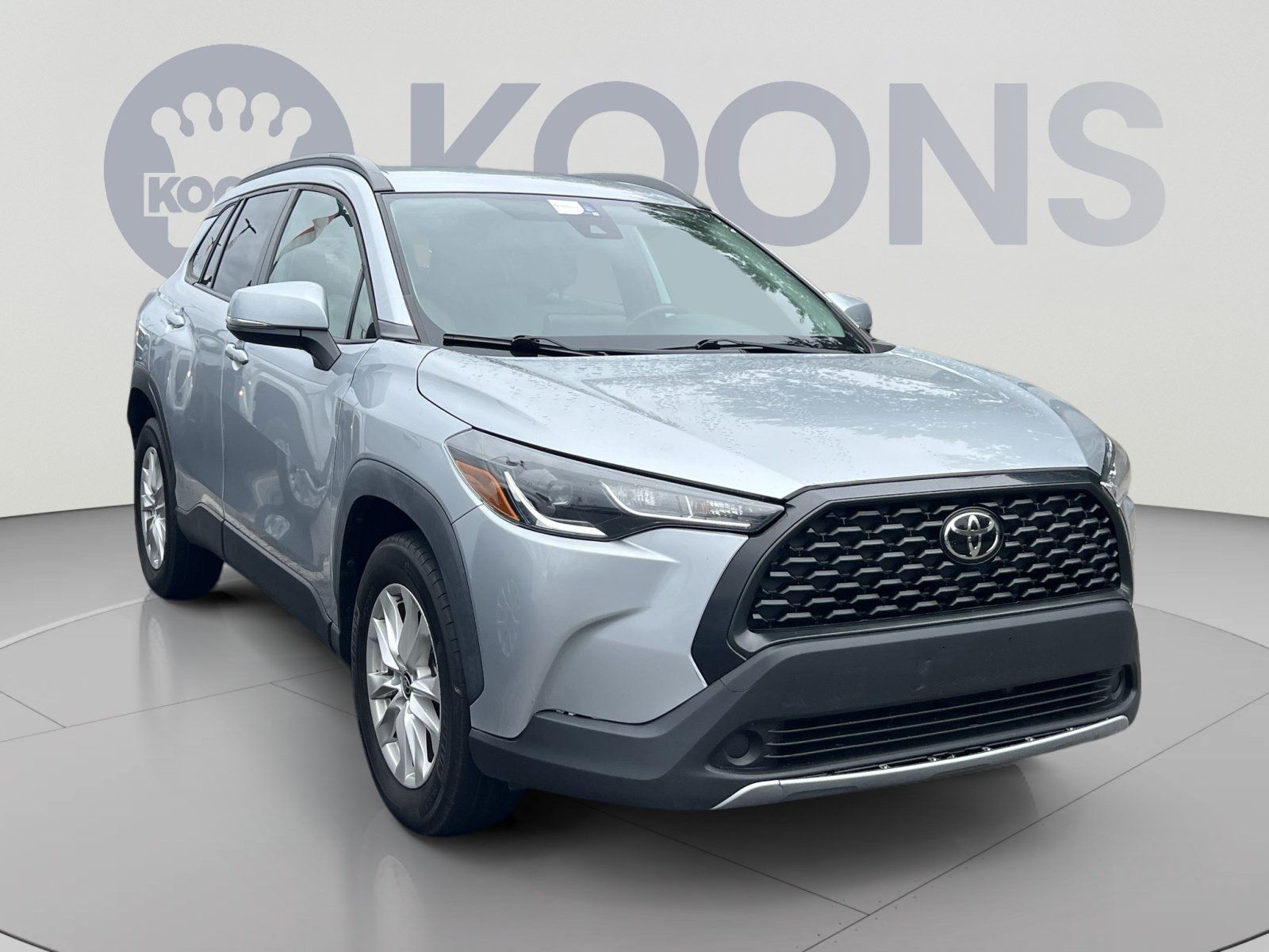 Used 2022 Toyota Corolla Cross LE FWD image 8