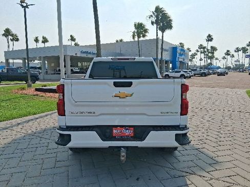 Used 2024 Chevrolet Silverado 1500 Custom RWD image 5