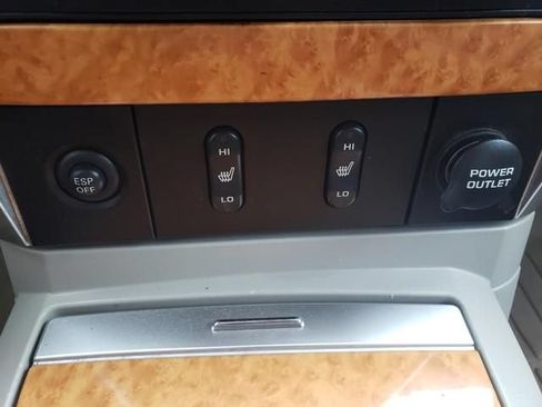 Used 2008 Chrysler Aspen Limited w/ Popular Equipment Group AWD/4WD image 26