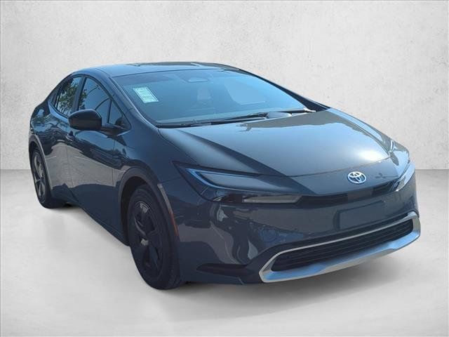 New 2026 Toyota Prius Plug-In Hybrid FWD image 3