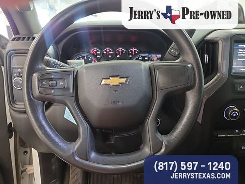 Used 2022 Chevrolet Silverado 1500 Custom RWD image 13
