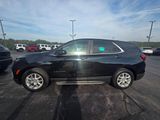Used 2023 Chevrolet Equinox LT w/ Driver Convenience Package image 3