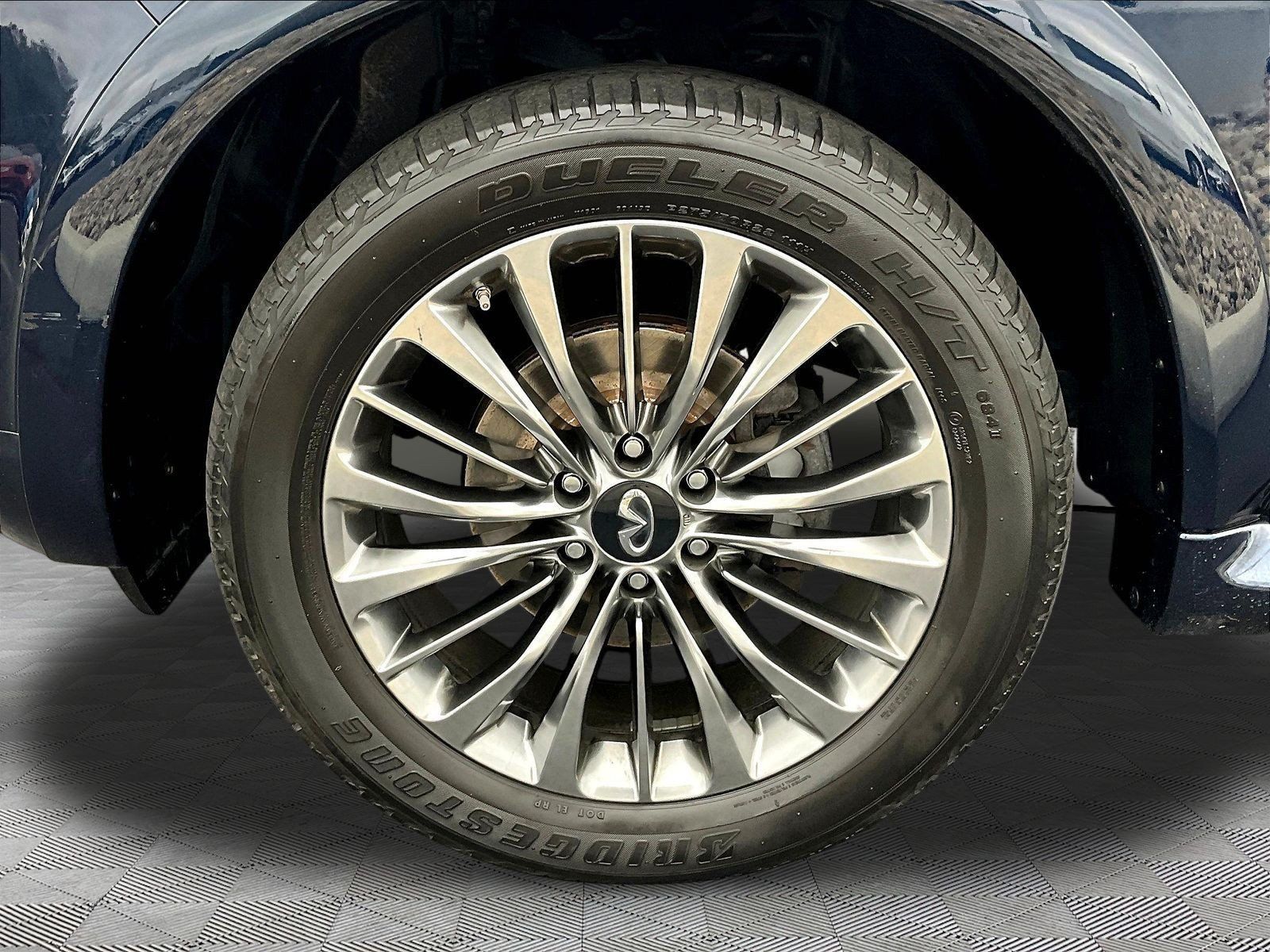 Used 2020 INFINITI QX80 Luxe w/ Sensory Package AWD/4WD image 35