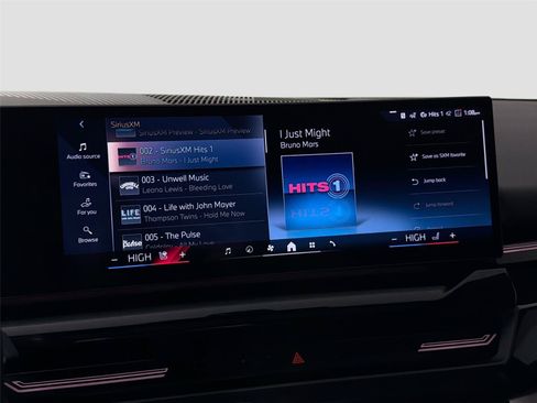 New 2026 BMW 530i xDrive w/ Premium Package AWD/4WD image 28