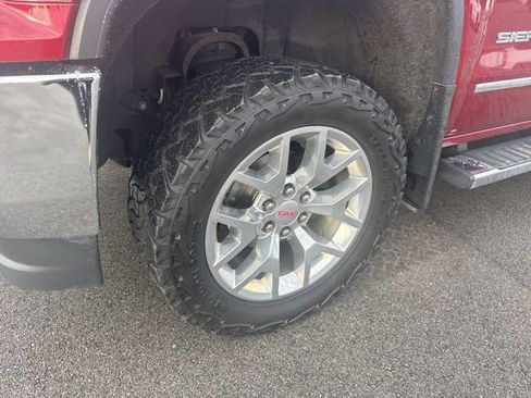 Used 2018 GMC Sierra 1500 SLT w/ SLT Premium Package image 9