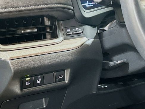 Used 2024 Toyota Grand Highlander FWD image 8