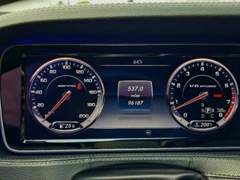 Used 2015 Mercedes-Benz S 63 AMG 4MATIC Sedan image 19