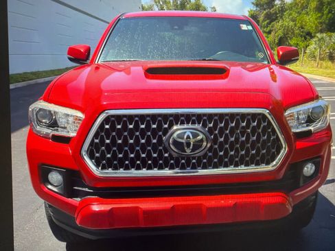 Used 2019 Toyota Tacoma TRD Sport RWD image 10