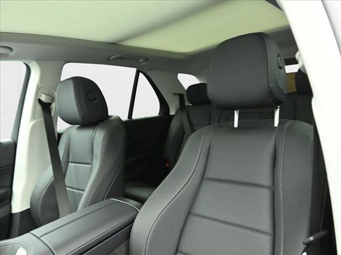 New 2026 Mercedes-Benz GLE 450 4MATIC image 9