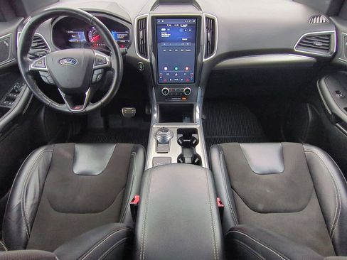 Used 2023 Ford Edge ST image 15