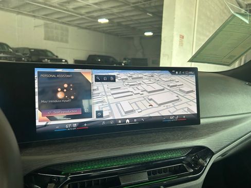 Used 2025 BMW 330i Sedan image 26