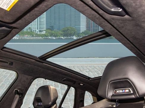 Used 2021 BMW X5 M Base w/ Executive Package image 20