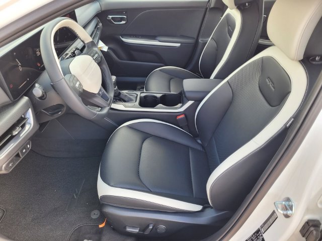 New 2026 Kia K4 GT-Line FWD image 8