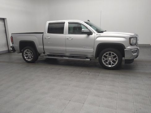 Used 2017 GMC Sierra 1500 SLT w/ SLT Premium Package AWD/4WD image 11