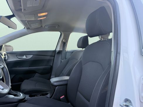 Used 2020 Kia Forte LXS image 13