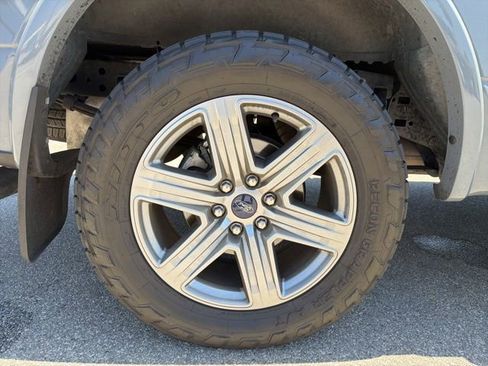 Used 2019 Ford F150 XLT w/ Equipment Group 302A Luxury RWD image 27