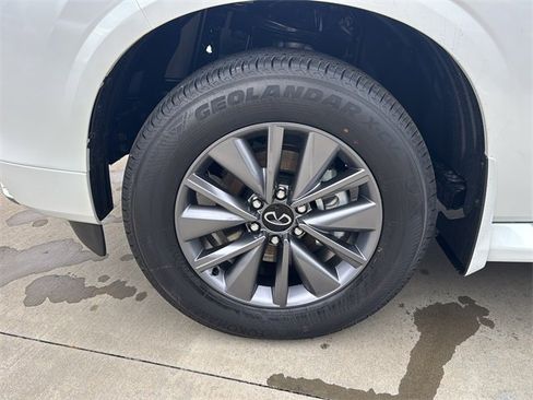 New 2026 INFINITI QX80 Pure w/ Cargo Package image 9