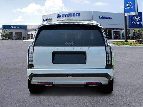 New 2026 Hyundai Ioniq 9 SEL w/ Tow & Go Package image 6