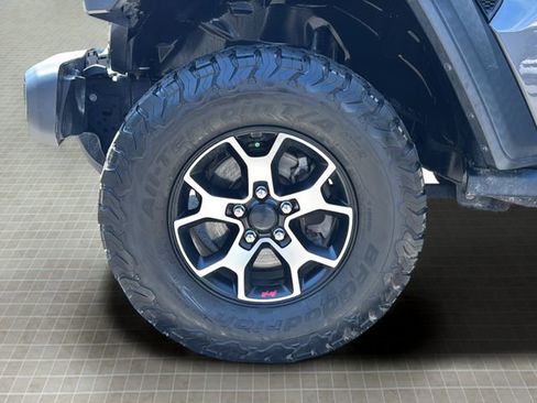 Used 2020 Jeep Wrangler Unlimited Rubicon w/ LED Lighting Group AWD/4WD image 26