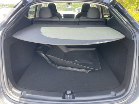 Used 2023 Tesla Model Y AWD image 24