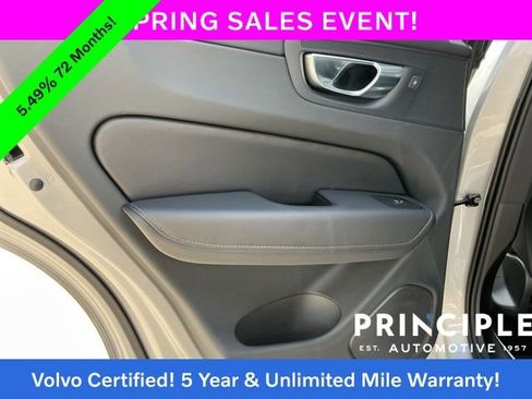 Certified 2023 Volvo XC60 B5 Ultimate w/ Protection Package Premier image 32