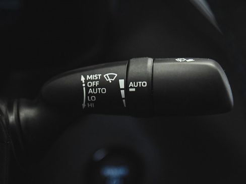 Used 2025 Toyota Tundra Platinum image 31